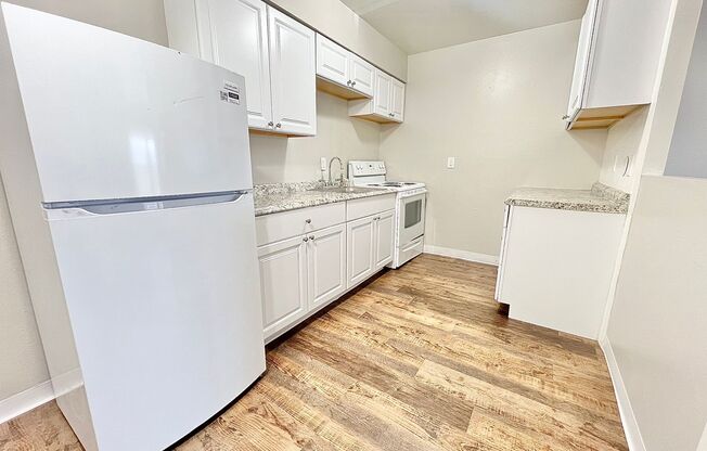 1 bed, 1 bath, 600 sqft, $835, Unit Unit 38