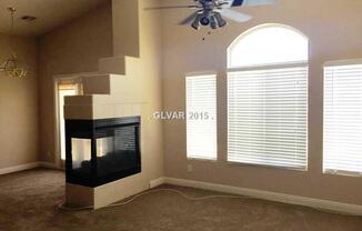 Lookout Lodge / Courts at Aliante