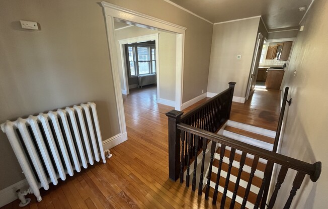3 beds, 1 bath, 1,300 sqft, $3,200, Unit 2