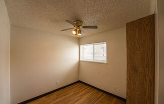 2 beds, 1 bath, 715 sqft, $1,050, Unit D1
