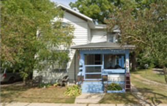 159 1/2 S JACKSON ST