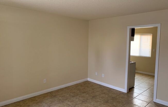604 Oregon St
