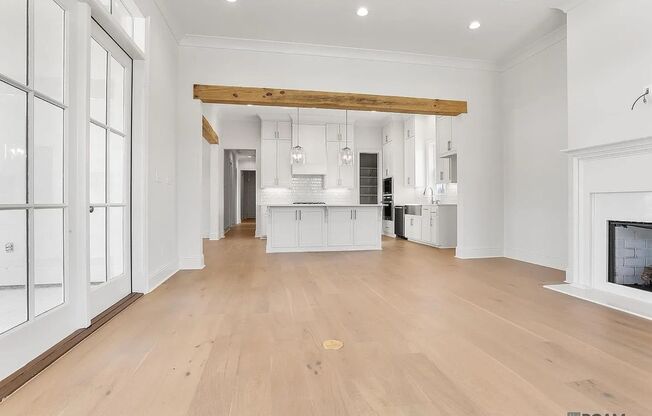 3 Bedroom Home in Rouzan |Community Pool