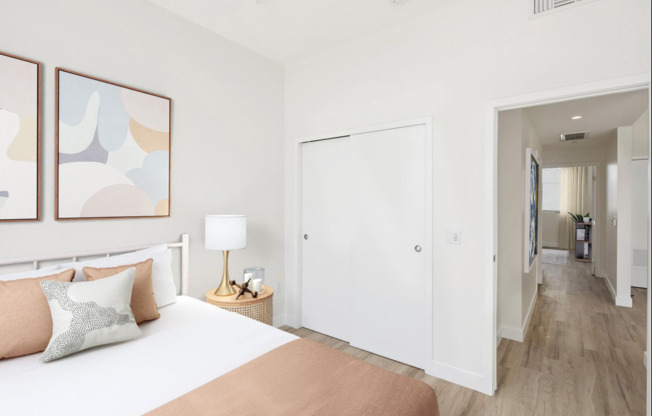 2 beds, 1 bath, 987 sqft, $3,600, Unit 401