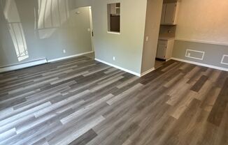 2 beds, 1 bath, 850 sqft, $900, Unit unit 5