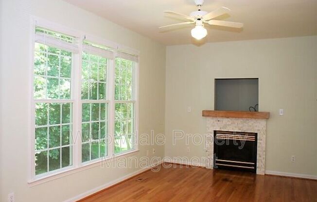 1420 Opal Court