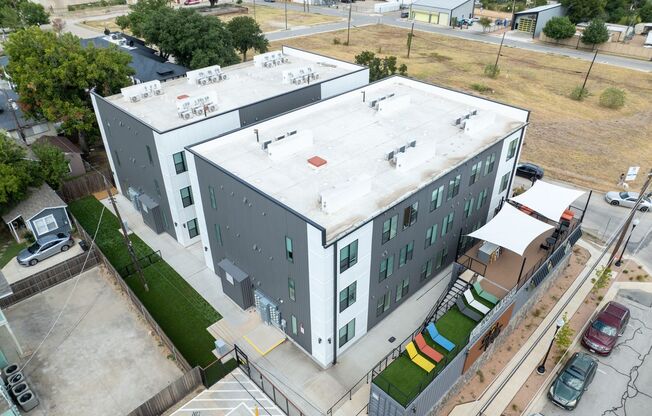 Studio, 1 bath, 327 sqft, $999, Unit #211