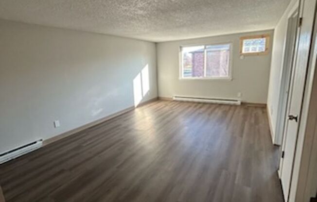 2 beds, 1 bath, 750 sqft, $965, Unit Unit 6262-09