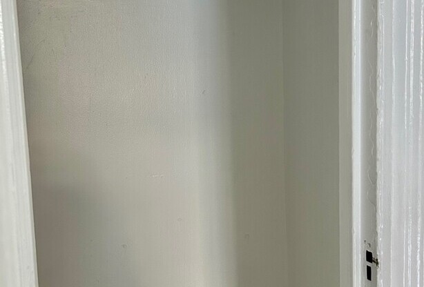 Studio, 1 bath, 300 sqft, $2,750, Unit 917