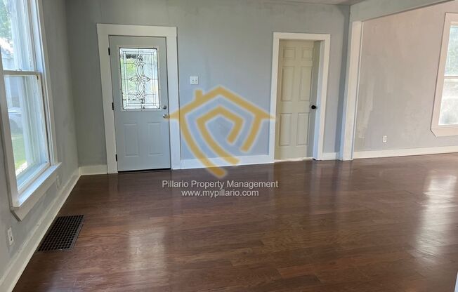 Updated 3 Bedroom, 1.5 Bathroom Home In the Heart of Anderson, Available Now.