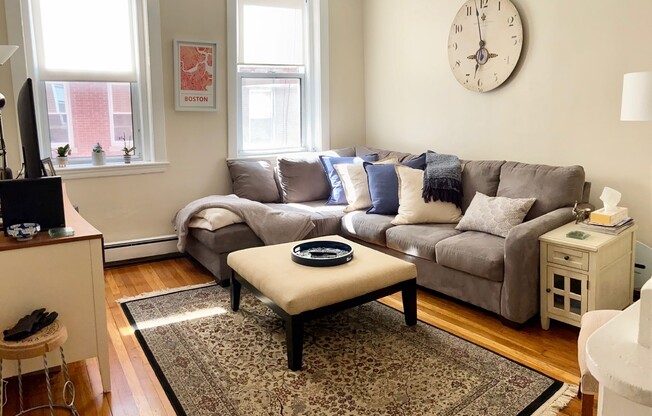 5 BALDWIN PL