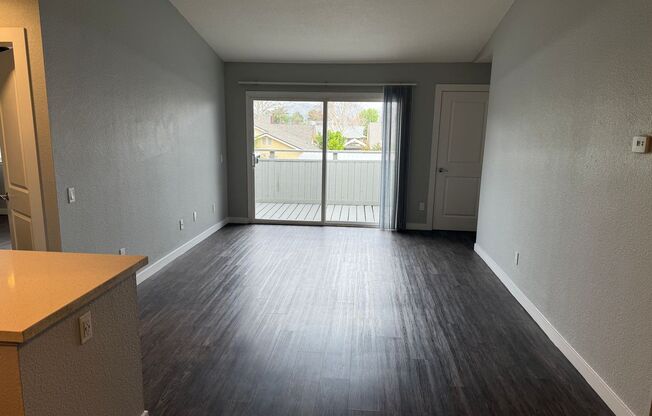 2 beds, 2 baths, 910 sqft, $2,695, Unit 8H