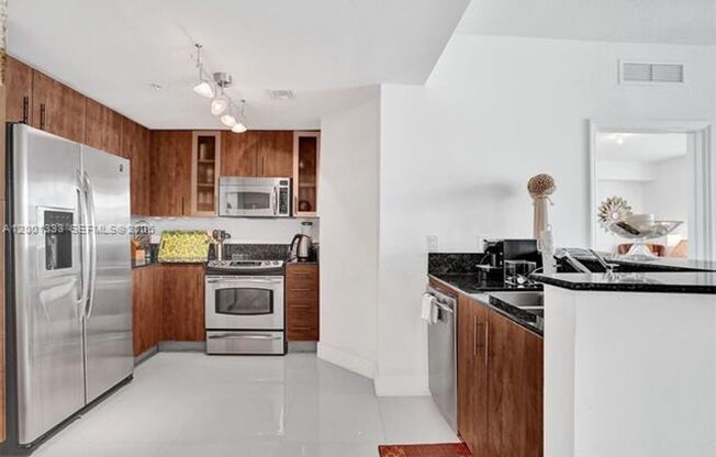 7900 Harbor Island Dr # 704 (A12001333)