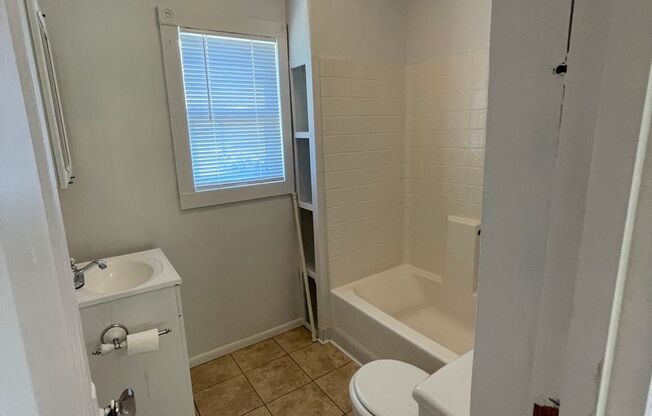 2 beds, 1 bath, $1,775