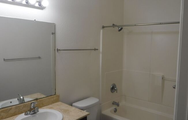 1 bed, 1 bath, $1,750, Unit 16