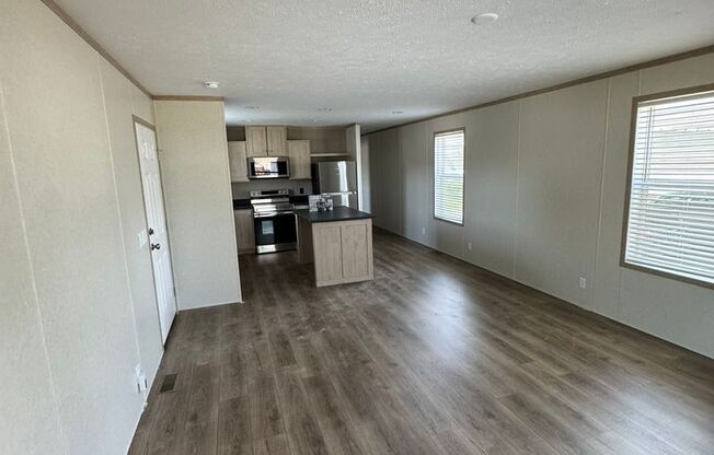 3 beds, 2 baths, 1,200 sqft, $1,100, Unit Lot 62