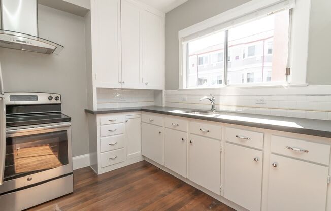 1 bed, 1 bath, $1,525, Unit 206