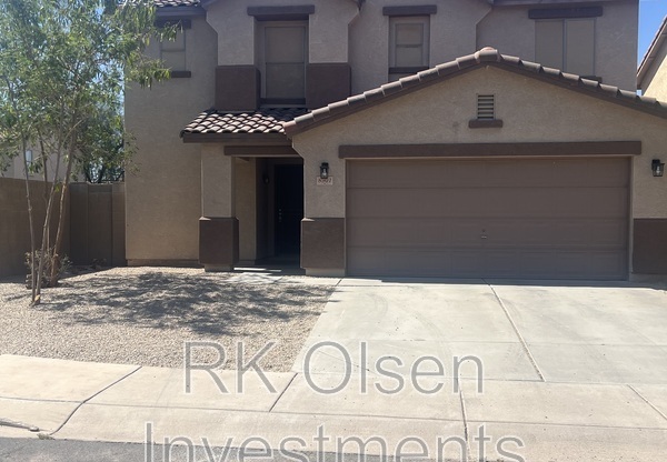 8901 E ORO AVE
