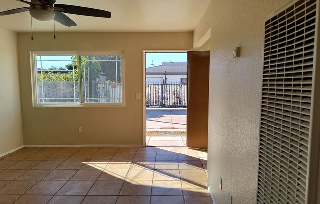 2 beds, 1 bath, 800 sqft, $2,450, Unit 781