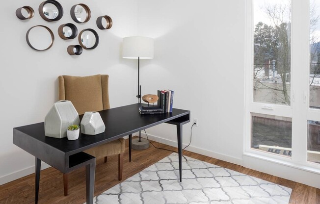 1 bed, 1 bath, 653 sqft, $1,515, Unit 205