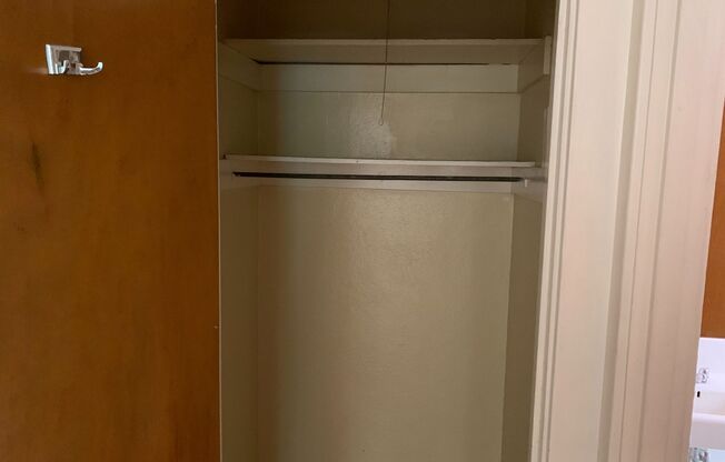 Studio, 1 bath, 352 sqft, $995, Unit 47