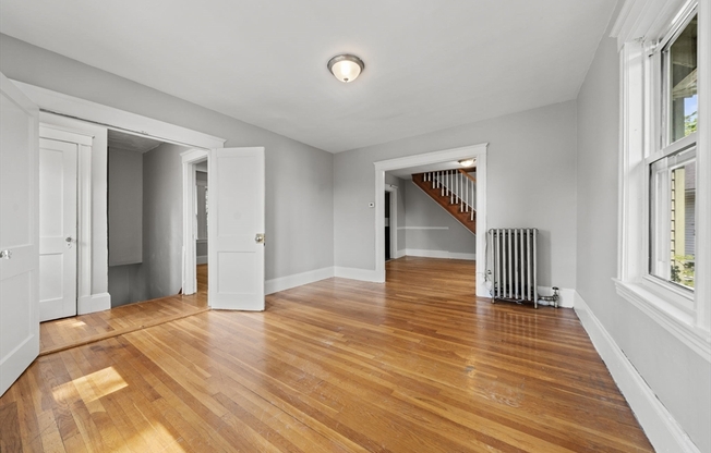 2 beds, 1 bath, 2,080 sqft, $3,000, Unit 2