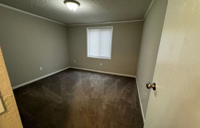 1 bed, 1 bath, 634 sqft, $899, Unit 1833 AW