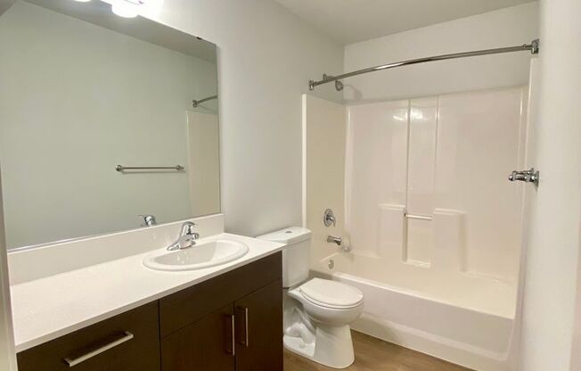 2 beds, 2 baths, 900 sqft, $2,995, Unit 2403-A