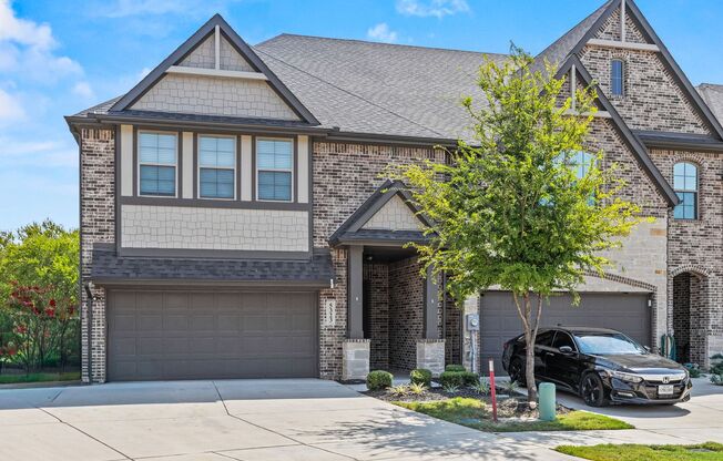 3 BR / 2.5 BA Townhome for Lease | Ask About Our Move-In Special!