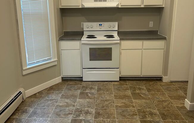 735 East 16th Street (New Town)