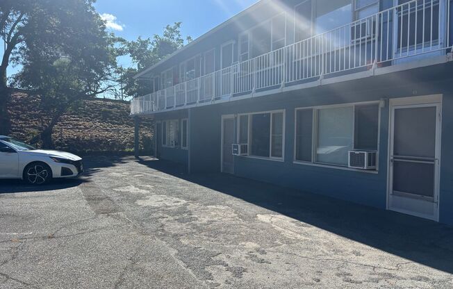 University - Varsity Circle - Studio, 1 Bathroom, 1 Parking - $1,200