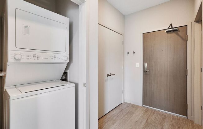 Studio, 1 bath, 393 sqft, $1,099, Unit Unit 209
