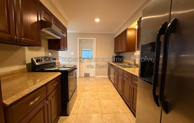 12076 N PEBBLE BCH DR