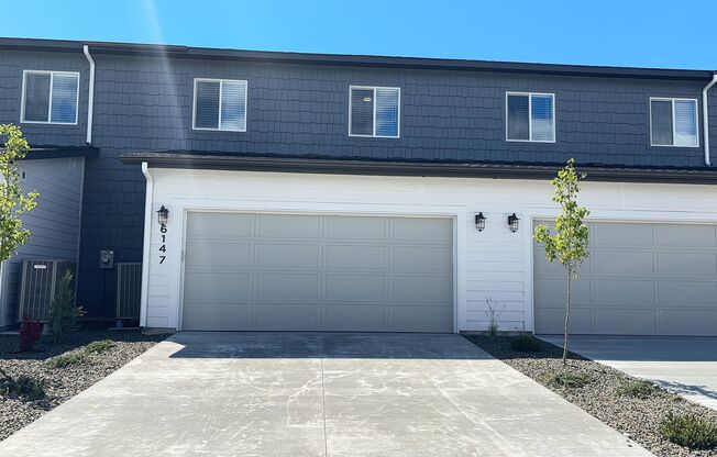 3 beds, 2.5 baths, 1,583 sqft, $2,195, Unit 6147 N. Tarako Avenue Boise, Idaho 83714