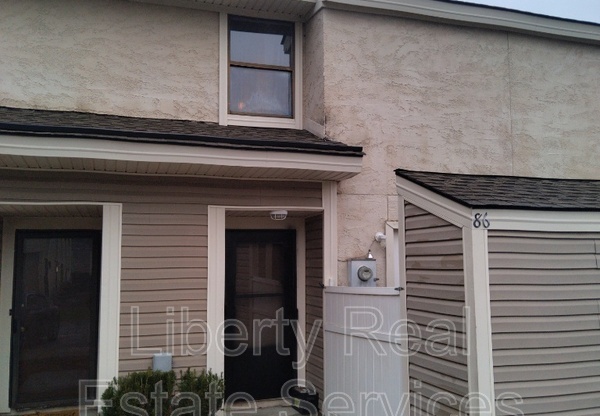 727 S. Main St. # 15