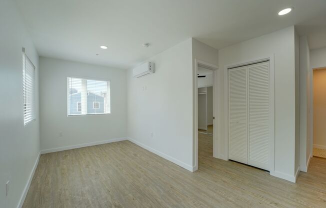 1 bed, 1 bath, 390 sqft, $2,195, Unit 105