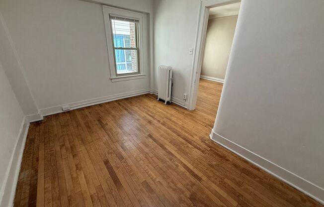 1 bed, 1 bath, $1,125, Unit 65