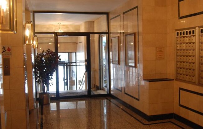 1 bed, 1 bath, 750 sqft, $1,895, Unit 530-203