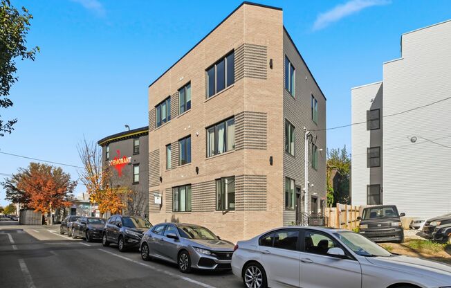 2301 Frankford