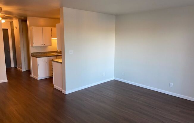 1 bed, 1 bath, 680 sqft, $1,600, Unit 307