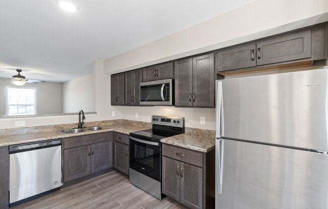 2 beds, 2.5 baths, 1,100 sqft, $1,095, Unit C