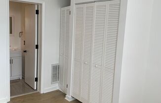 La Vie on 2nd Avenue