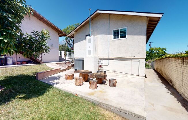 San Antonio Heights Accessory Dwelling Unit (ADU )2/1 with gated and separate entrance for lease!