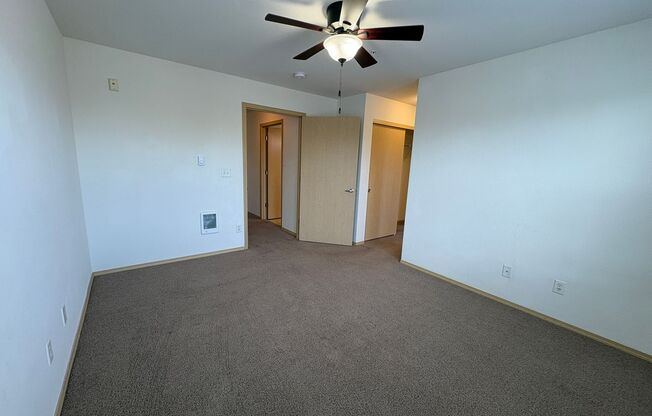 2 beds, 2 baths, 1,018 sqft, $1,450, Unit 354-2029