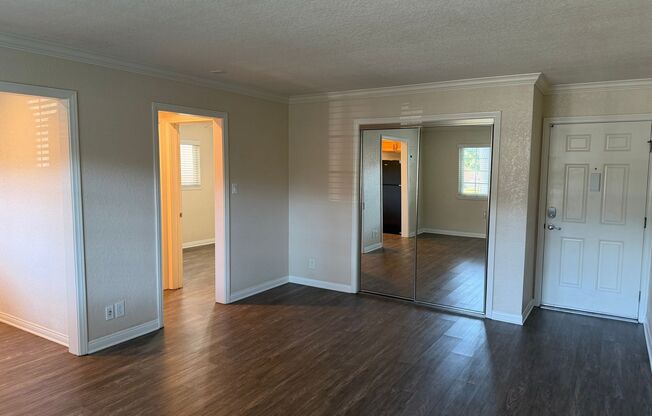 1 bed, 1 bath, 561 sqft, $2,075, Unit 4948B