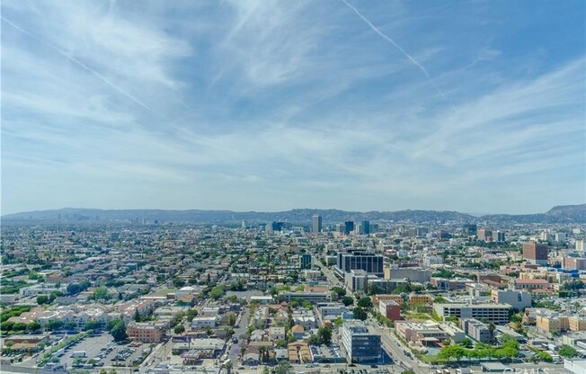 2 beds, 2.3 baths, 1,927 sqft, $8,900, Unit 36B