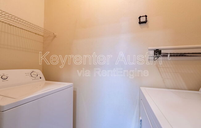 2 beds, 2 baths, 1,004 sqft, $1,650, Unit 380