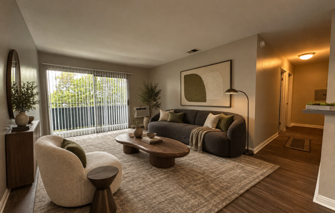 2 beds, 1 bath, 772 sqft, $2,595, Unit 47