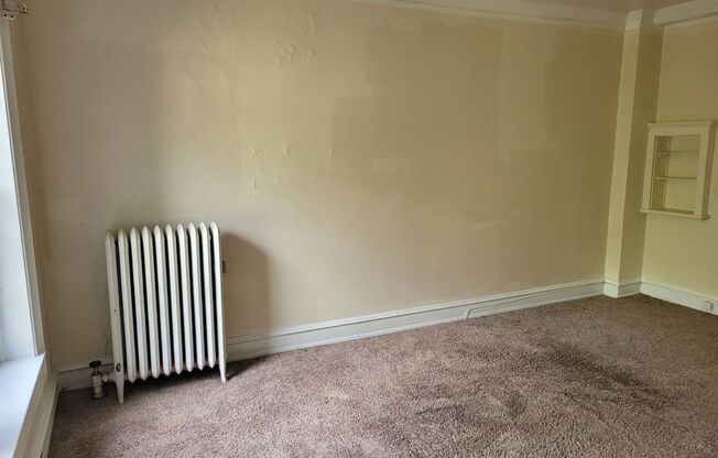 Studio, 1 bath, $825, Unit 212