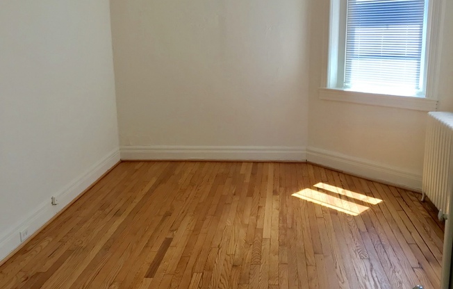 1 bed, 1 bath, 450 sqft, $1,329, Unit 109-3B